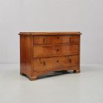 1267 8208 CHEST OF DRAWERS